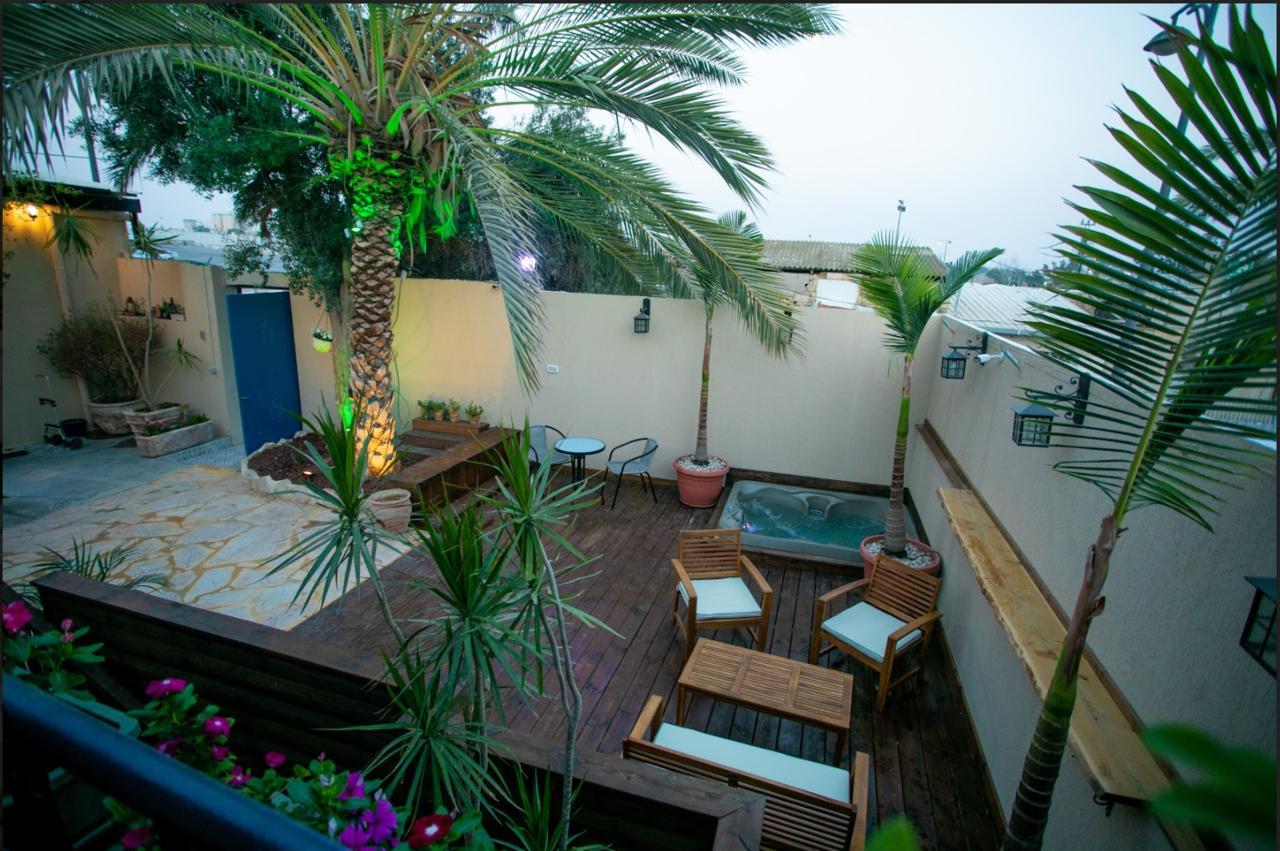 Eshel Mansion - Boutique 2*